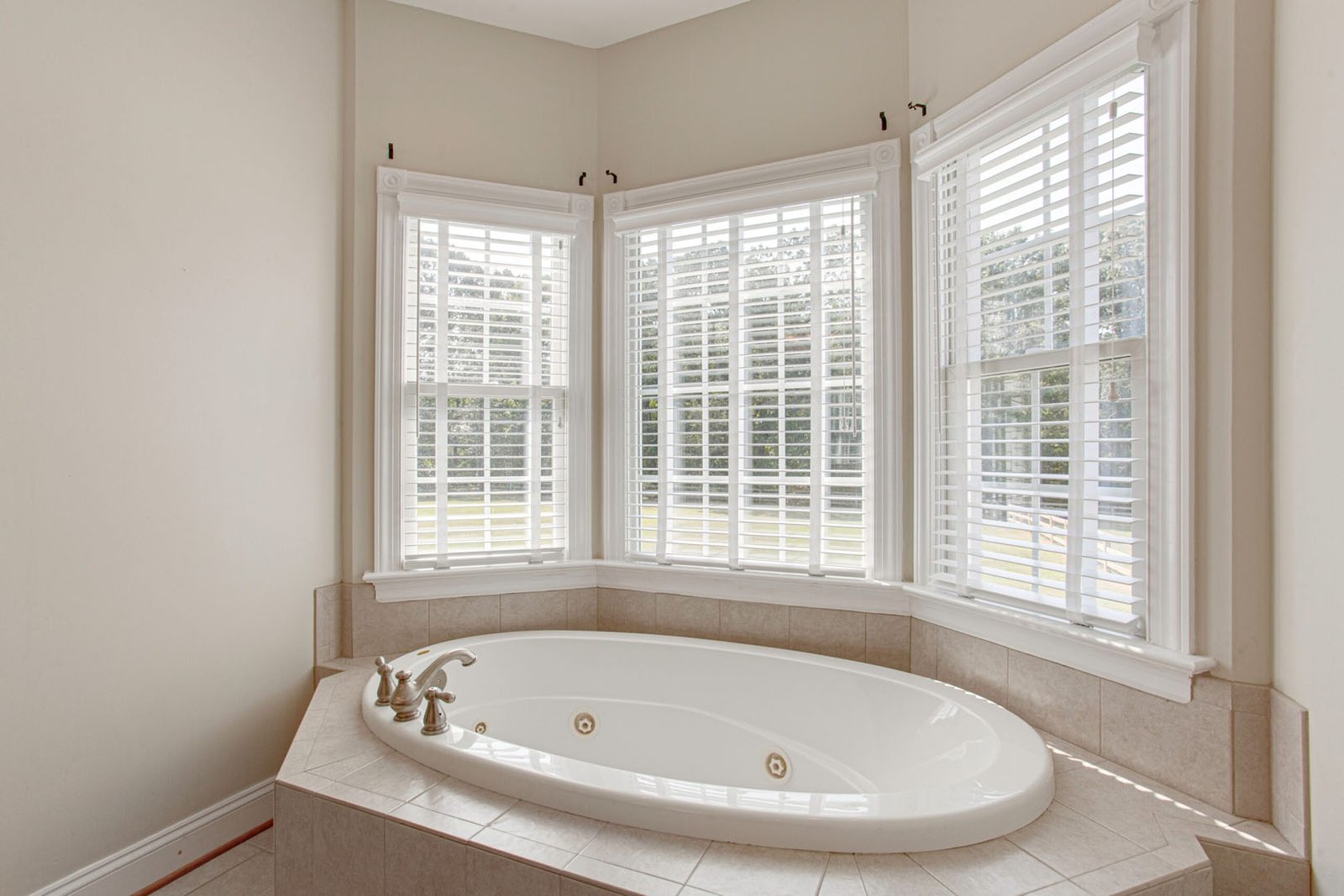 Customised Comfort With Bow & Bay Windows In Tonbridge